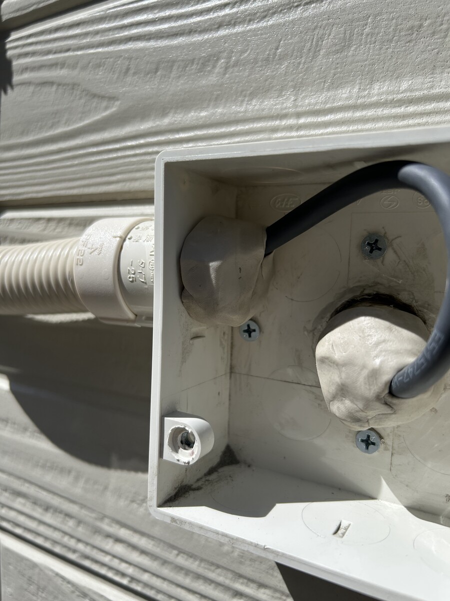 配線後の貫通部分処理